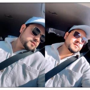 Meet your Posher, Aditya